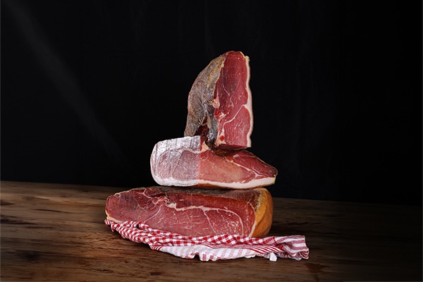 Jambon des pyrénées Maison Carrère